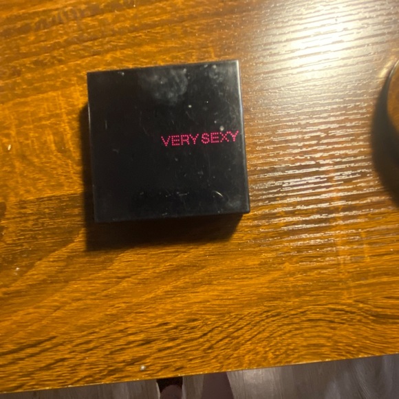 Make-up that is great - Picture 3 of 8